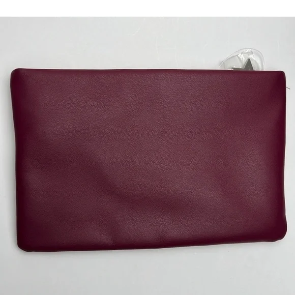 🎁 Gift w| Purchase💕Dior Cosmetic Bag 💄 - Picture 2 of 3